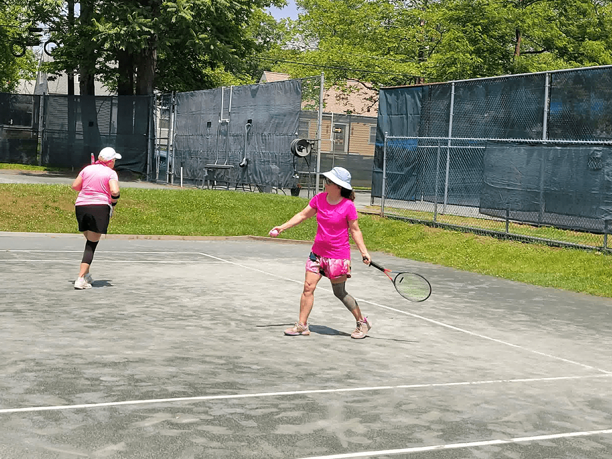 ladies outdoor tennis social har-tru nj